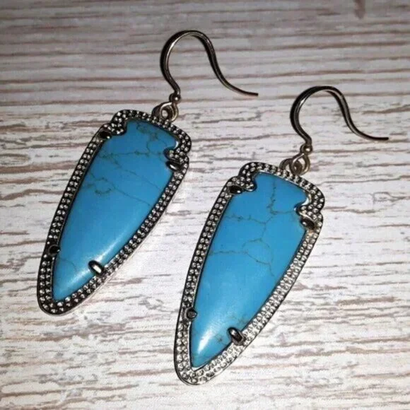 Kendra Scott - Picture 2 of 5